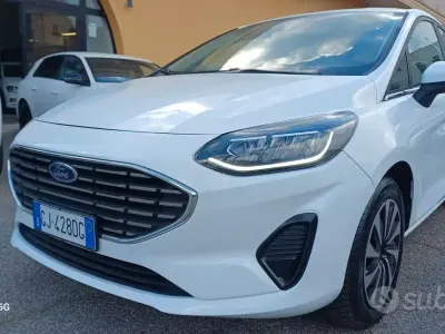 Usado Ford Fiesta Titanium 75 HP (55 kW) 2022 Branco Citadino