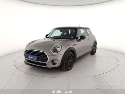 Usata Mini Cooper 136 CV (100 kW) 2018 Grigio Utilitaria