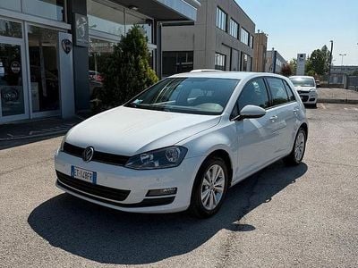 Usata VW Golf VII Trendline 105 CV (77 kW) 2014 Bianco Berlina