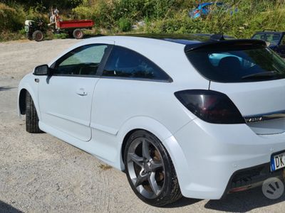 usata Opel Astra GTC 1.9 cdti opc