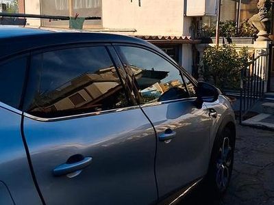 Usata Renault Captur 100 CV (73 kW) 2023 Grigio SUV