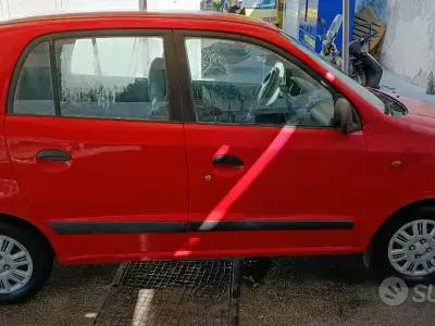 Usata Hyundai Atos 59 CV (43 kW) 2008 Rosso Utilitaria