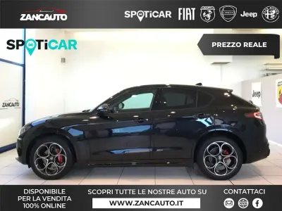 Usata Alfa Romeo Stelvio Sprint 209 CV (153 kW) 2025 Nero SUV