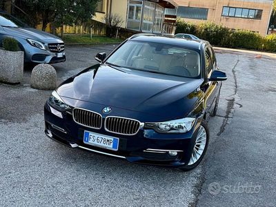 Usata BMW 316 Luxury Line 116 CV (85 kW) 2014 Blu Station wagon
