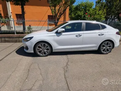Begagnad Hyundai i30 140 HK (102 kW) 2018 Vit Sedan