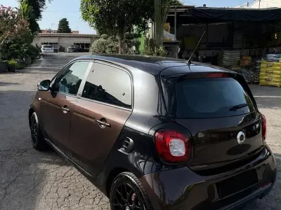 Usata Smart ForFour Passion 90 CV (66 kW) 2019 Marrone Utilitaria