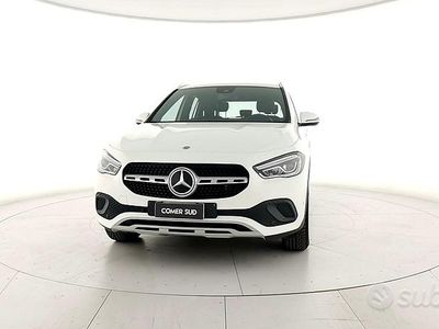 Usata Mercedes GLA200 Business 150 CV (110 kW) 2023 Bianco SUV