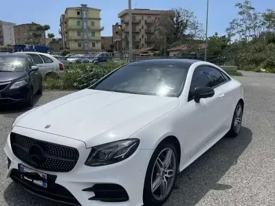 Usata Mercedes E220 Premium 194 CV (142 kW) 2018 Coupé