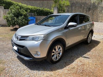 usata Toyota RAV4 Lounge 4WD 2013