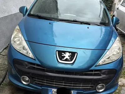 Usata Peugeot 207 CC 88 CV (64 kW) 2007 Blu Cabrio