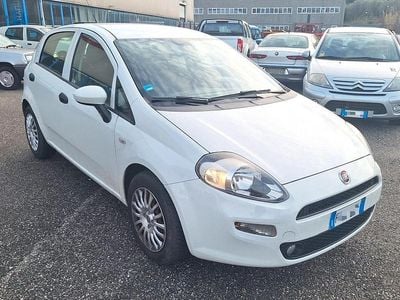 Usata Fiat Punto Street 95 CV (69 kW) 2016 Bianco Utilitaria