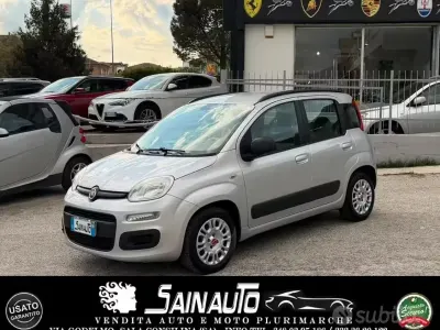 Usata Fiat Panda Lounge 75 CV (55 kW) 2015 Grigio Utilitaria