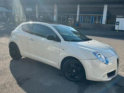Bianco Usata 2009 Alfa Romeo MiTo Distinctive Utilitaria | 3750 € (Buon prezzo)