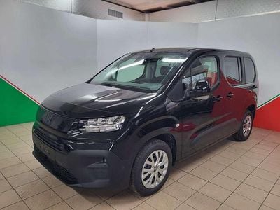 Nuova Fiat Doblò 101 CV (74 kW) 2026 Nero Monovolume