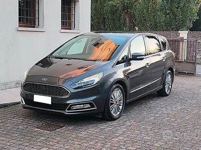 Usata Ford S-MAX Vignale 180 CV (132 kW) 2017 Grigio Monovolume