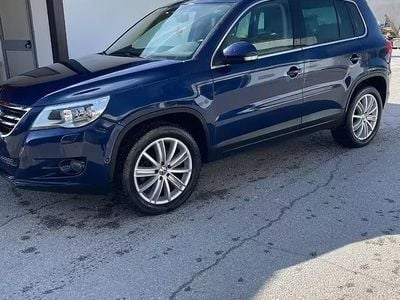Usata VW Tiguan 140 CV (102 kW) 2009 Blu SUV