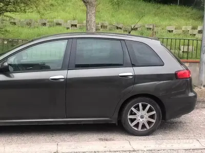 Occasion Fiat Croma Wagon 150 ch (110 kW) 2006 Gris Break