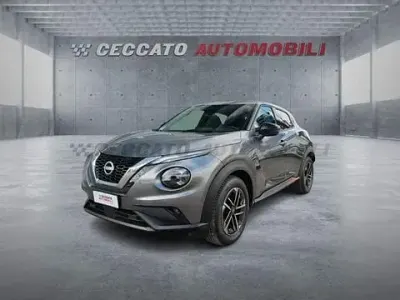 Usata Nissan Juke N-Connecta 114 CV (83 kW) 2025 Grigio SUV