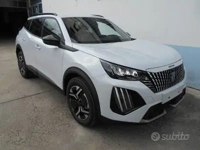 Nouvelle Peugeot 2008 Allure 100 ch (73 kW) 2025 Blanc SUV