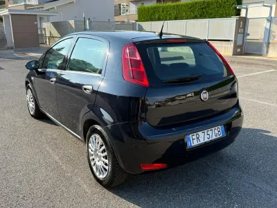 Usata Fiat Punto Street 95 CV (69 kW) 2018 Blu Utilitaria