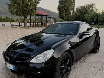 Usata Mercedes SLK200 163 CV (119 kW) 2007 Nero Cabrio