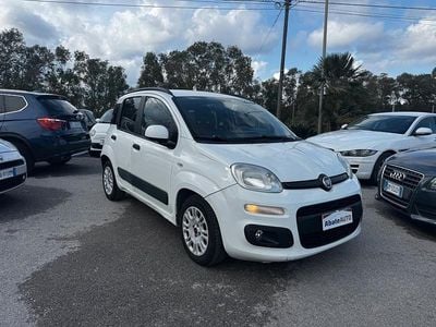 Usata Fiat Panda Lounge 74 CV (54 kW) 2015 Bianco Utilitaria