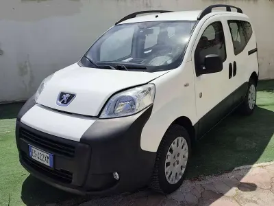 Usata Peugeot TePee Premium 75 CV (55 kW) 2013 Bianco Station wagon