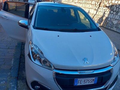 Usata Peugeot 2008 2016 Bianco SUV