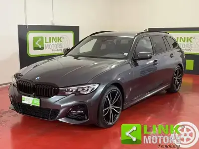Usata BMW 320e M Sport 190 CV (139 kW) 2022 Grigio Station wagon