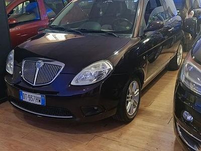 Usata Lancia Ypsilon 75 CV (55 kW) 2009 Nero Utilitaria