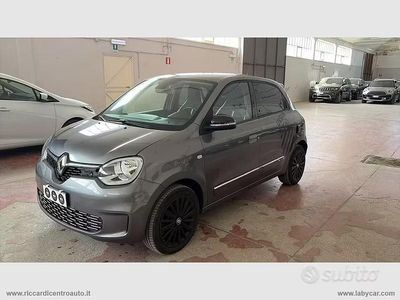Usata Renault Twingo Urban Night 60 kW (82 CV) 2023 Grigio Utilitaria