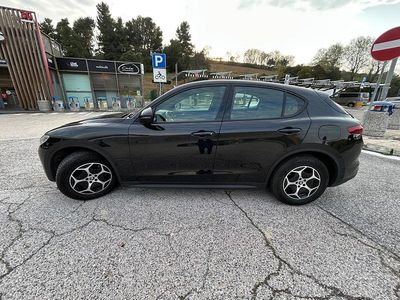 Usata Alfa Romeo Stelvio 190 CV (139 kW) 2022 Nero SUV