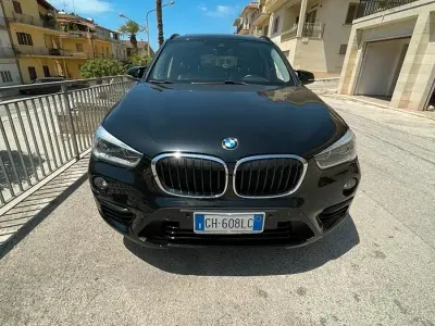 Usata BMW X1 150 CV (110 kW) 2016 Nero SUV