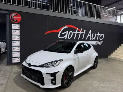 Usata Toyota Yaris 261 CV (191 kW) 2021 Bianco Utilitaria