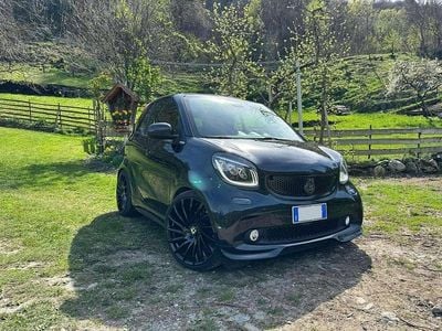 Usata Smart ForTwo Cabrio Brabus Xclusive 118 CV (86 kW) 2017 Nero Cabrio