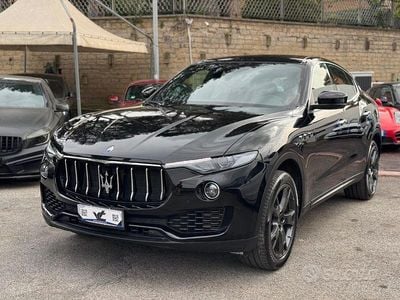 Usata Maserati Levante 275 CV (202 kW) 2020 Nero SUV