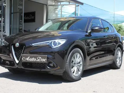 Usata Alfa Romeo Stelvio Business 179 CV (131 kW) 2017 Nero SUV