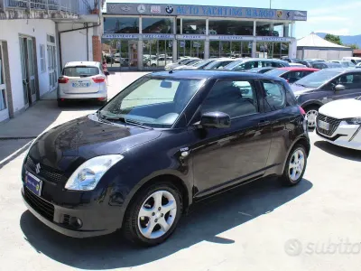 Usata Suzuki Swift GL 69 CV (50 kW) 2006 Nero Utilitaria