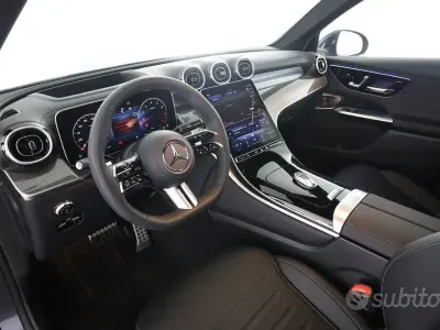 Usata Mercedes GLC300 258 CV (189 kW) 2024 Bluazzurro SUV