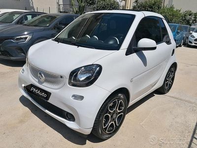 Bianco Usata 2016 Smart ForTwo Cabrio Passion Cabrio | 12.500 € (Cara)