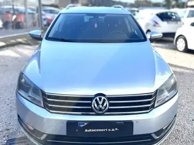 Usata VW Passat Highline 140 CV (102 kW) 2011 Grigio Station wagon