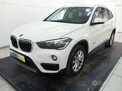 Usata BMW X1 Comfort Edition 190 CV (139 kW) 2015 Bianco metallizzato SUV