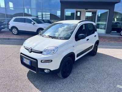 Usata Fiat Panda 4x4 Wild 85 CV (62 kW) 2022 Bianco Utilitaria