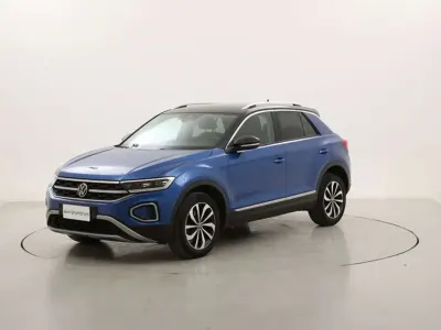 Usata VW T-Roc Style 150 CV (110 kW) 2022 Blu SUV