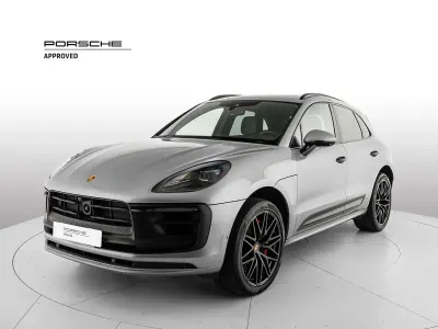 Usata Porsche Macan 441 CV (324 kW) 2022 Argento dolomite metallizzato SUV