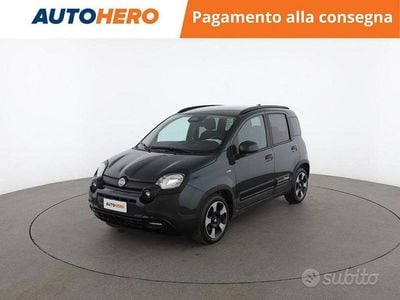 Usata Fiat Panda Cross Cross 69 CV (50 kW) 2024 Verde Utilitaria