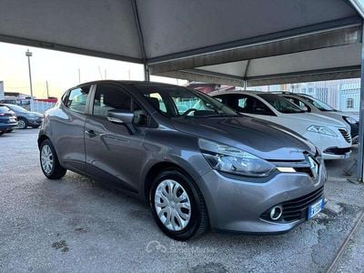Usata Renault Clio IV 73 CV (53 kW) 2014 Grigio Berlina
