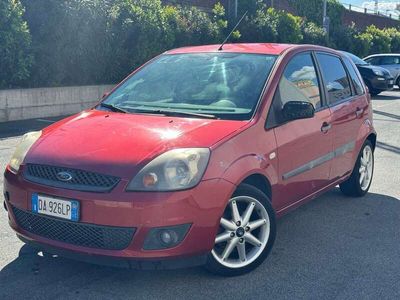 usata Ford Fiesta 1.2 BENZINA OKY NEOPATENTATI 108.000km