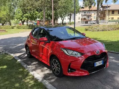 Usata Toyota Yaris Hybrid Business Edition 116 CV (85 kW) 2022 Utilitaria