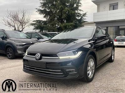 Begagnad VW Polo Style 95 HK (69 kW) 2024 Svart Halvkombi